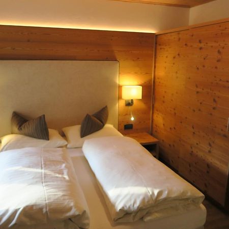 Aparthotel Garni Salegg St. Ulrich in Gröden Exterior foto